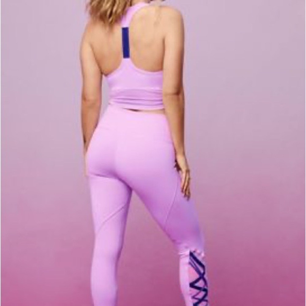 Fabletics Matching Set. Light Purple Leggings Wit… - image 4